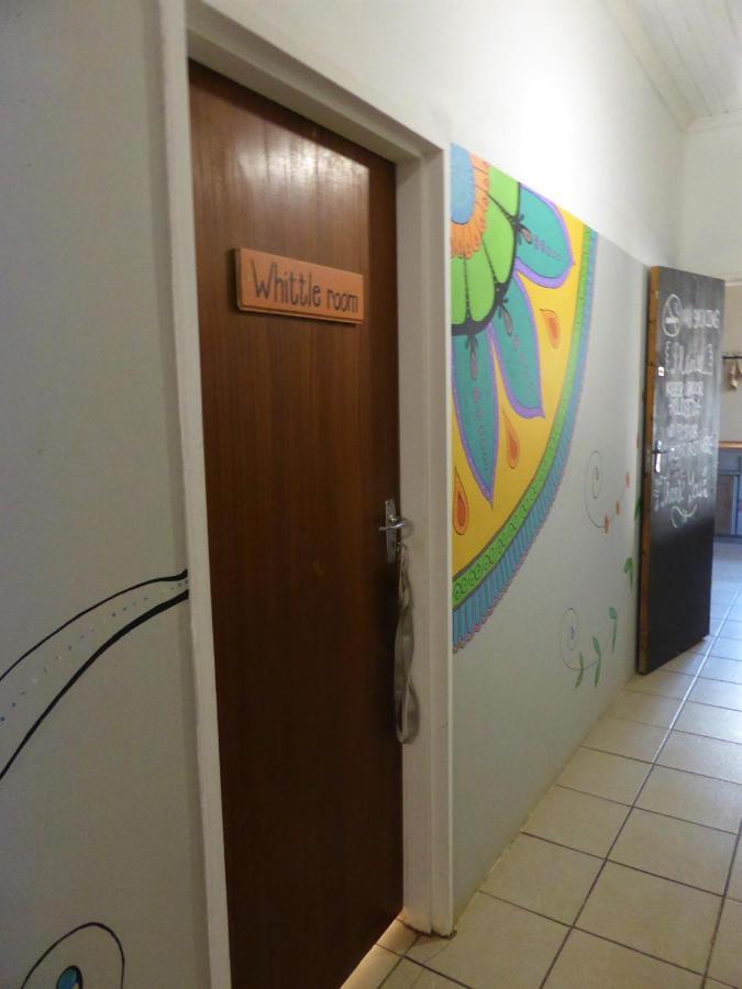 Orange Elephant Backpackers Hostel Адо Екстериор снимка